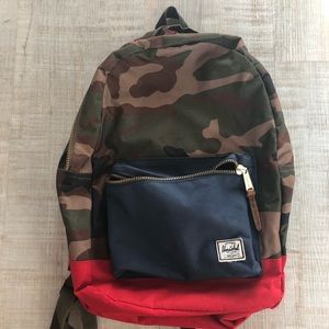 Herschel camp backpack